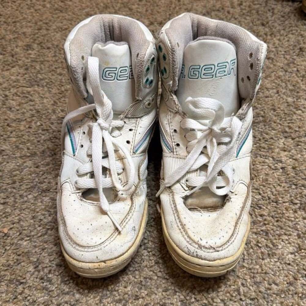 L.A. gear shoes